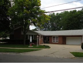 1000 Gray St Property Photo 1