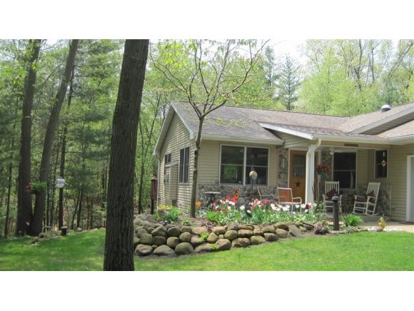 W6472 Woodhaven Cr Property Photo 1