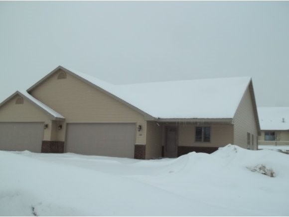 132 Clark St Property Photo 1
