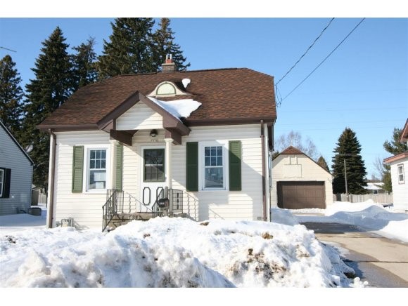 1236 Arlington Ave Property Photo 1