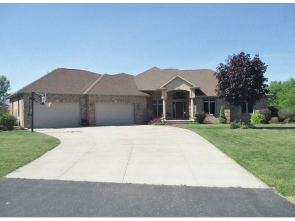 W9038 Forest Ridge Dr Property Photo 1