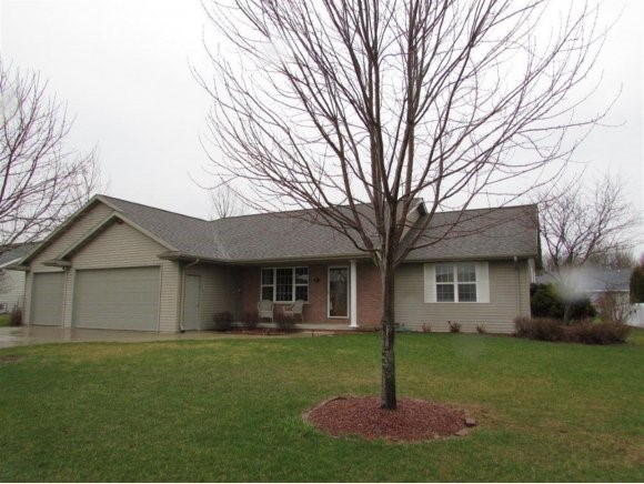 471 Falcon Property Photo 1