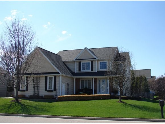 426 Bosworth Ln Property Photo 1