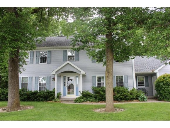 316 E Glenbrook Dr Property Photo 1