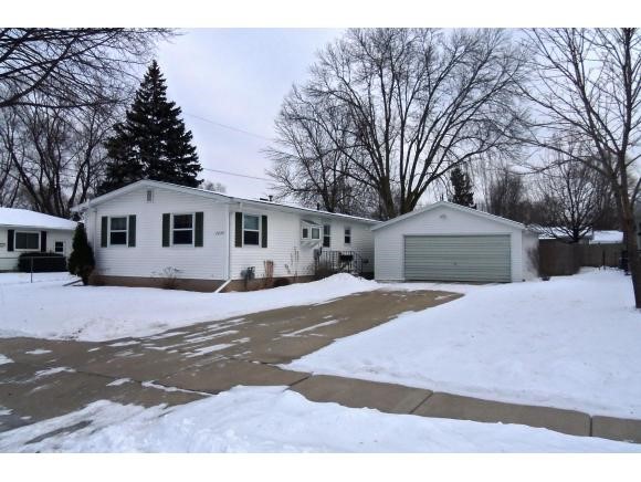 2034 Harold St Property Photo 1