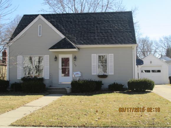 709 E Maple Property Photo 1