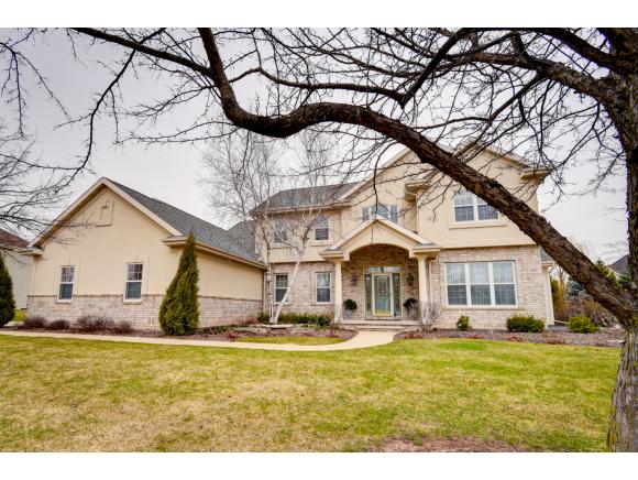500 E Songbird Property Photo 1
