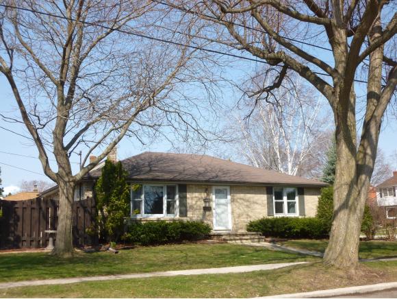 2415 N Drew St Property Photo 1