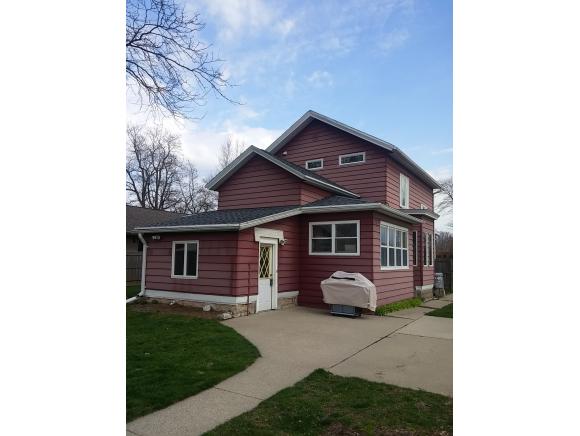 641 Main Ave Property Photo 1