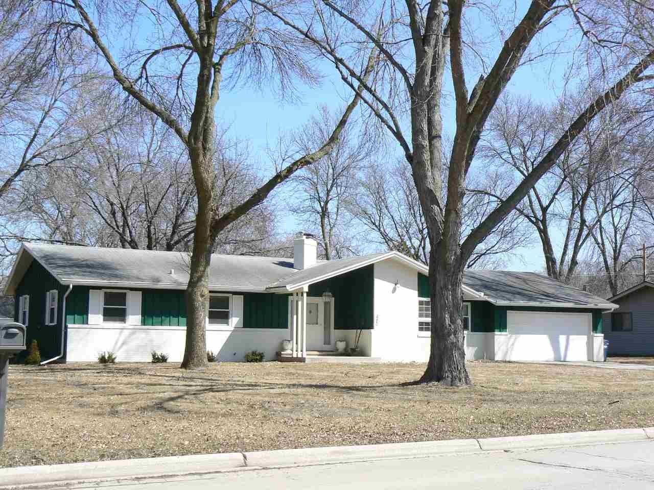480 Roselawn Boulevard Property Photo 1