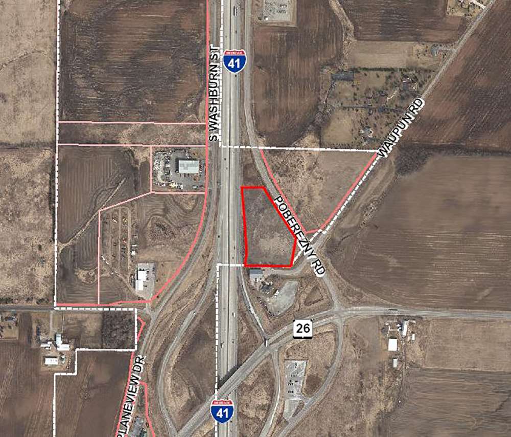 Poberezny Road Property Photo 1