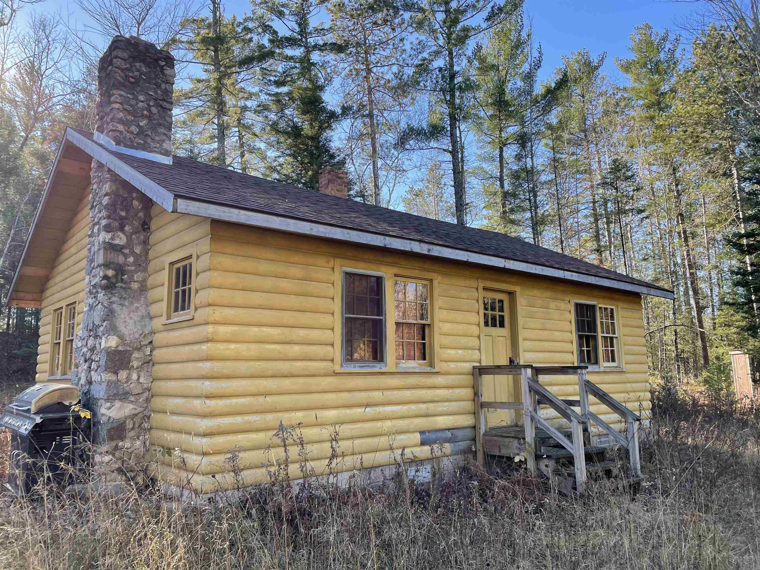 W7717 Jossart Road Property Photo 1