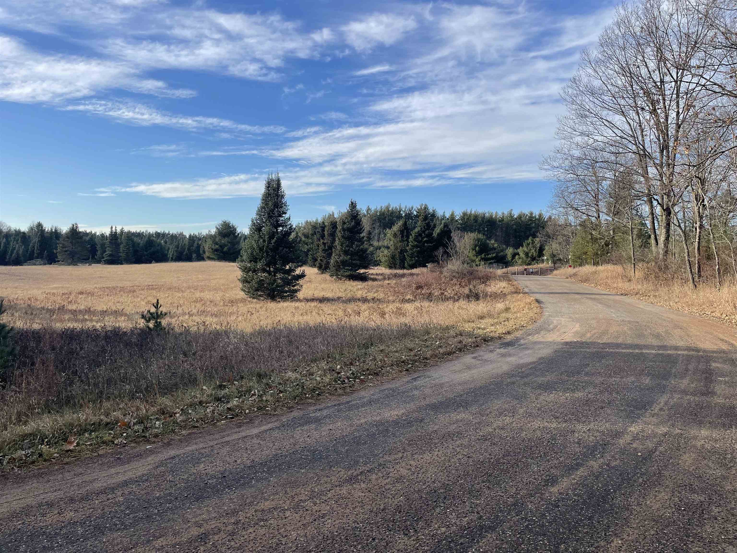 Rainbow Road Property Photo 1
