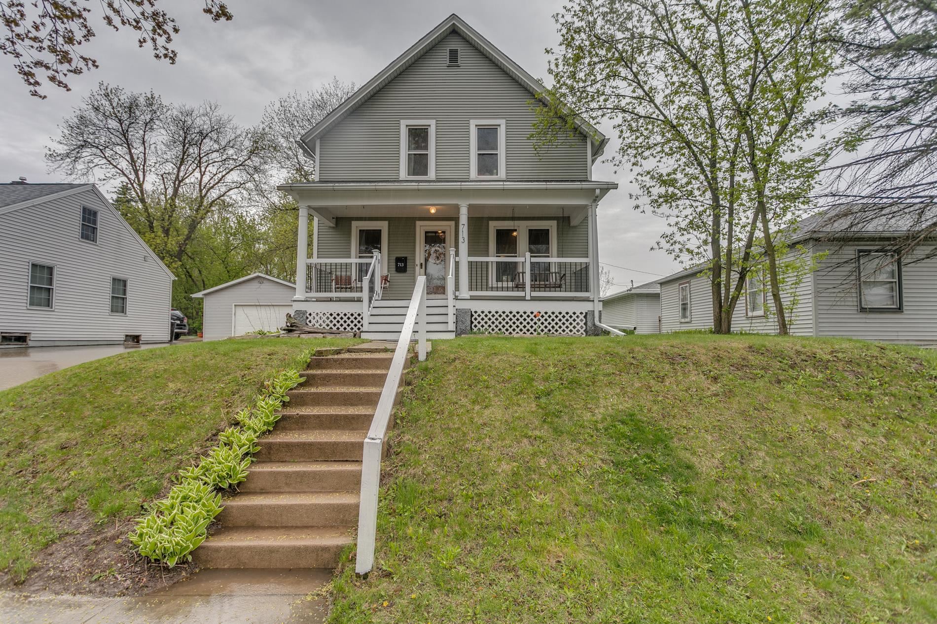 713 S Mason Street Property Photo 1