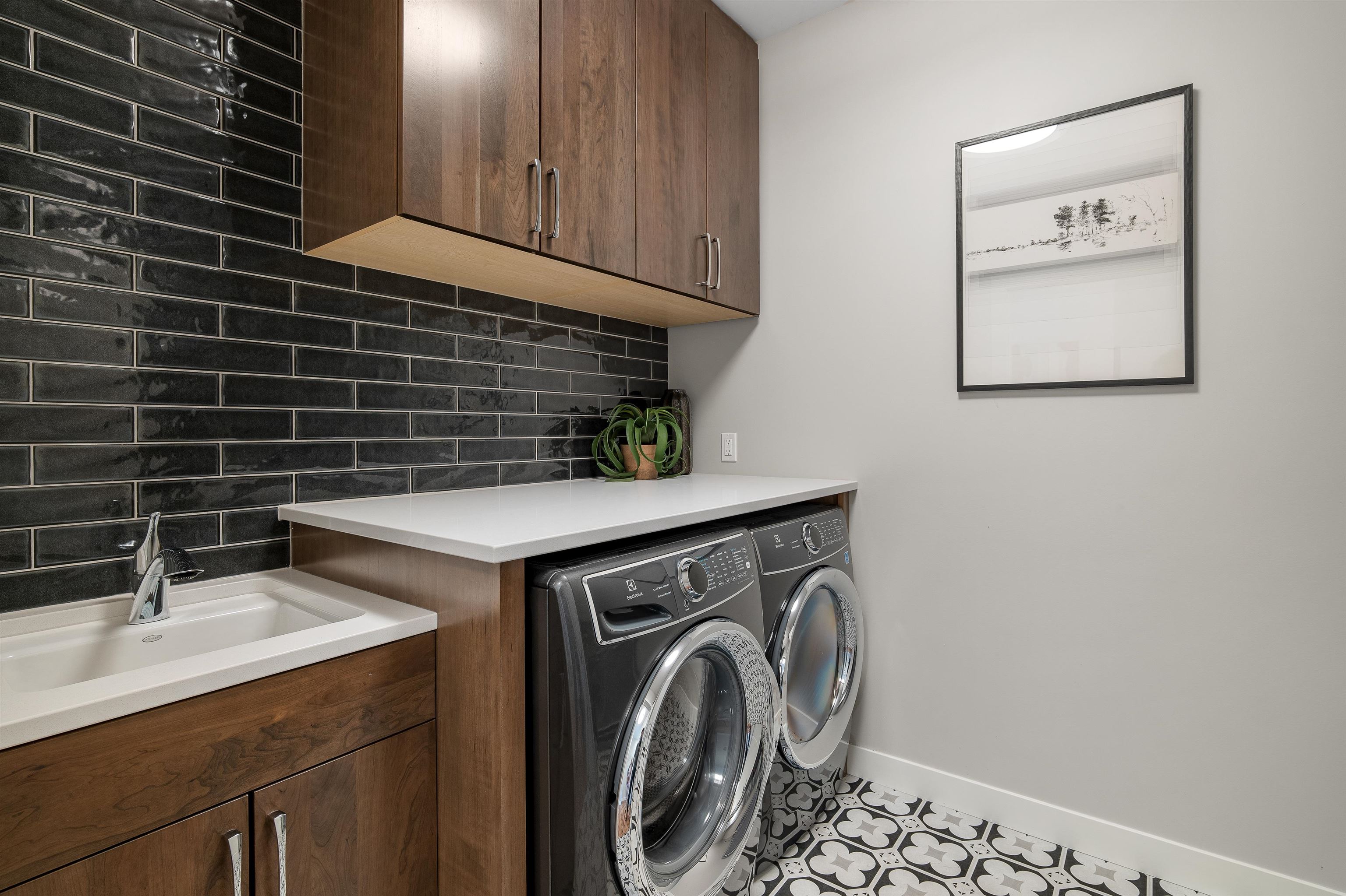 W5721 Trackside Road Property Photo 20