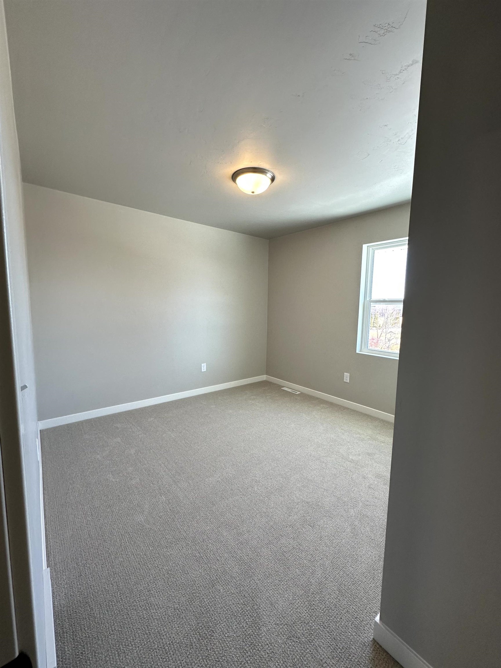 1450 Crossroads Drive Property Photo 13