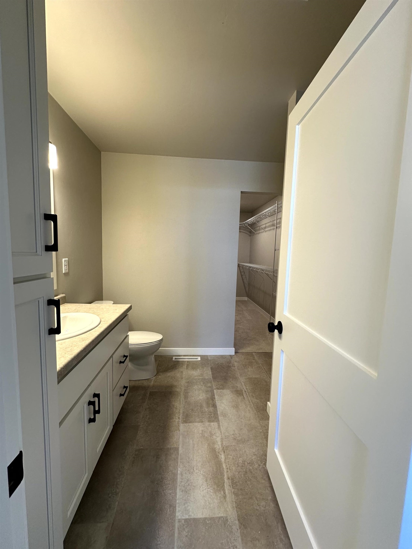 1450 Crossroads Drive Property Photo 17