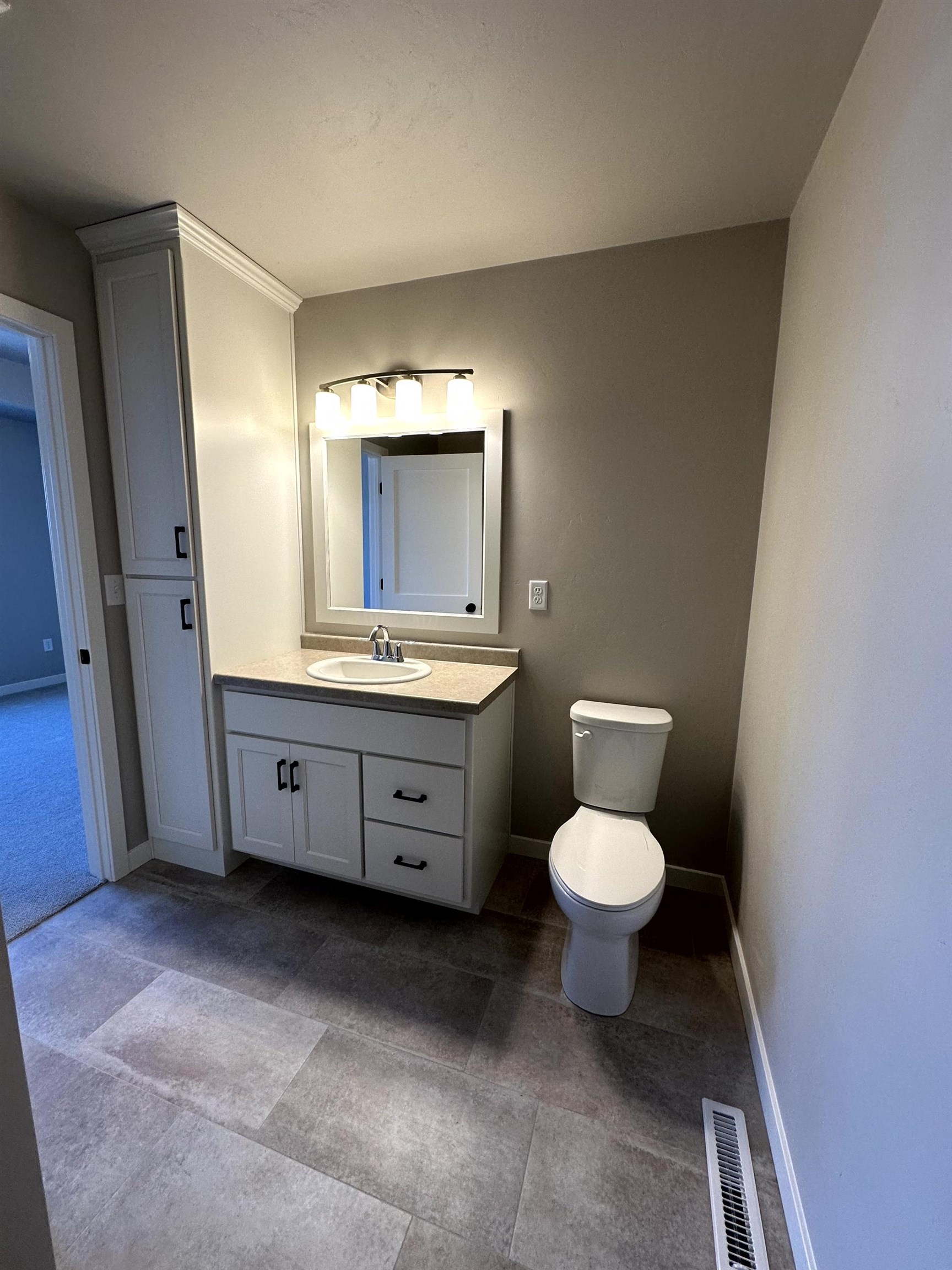 1450 Crossroads Drive Property Photo 18