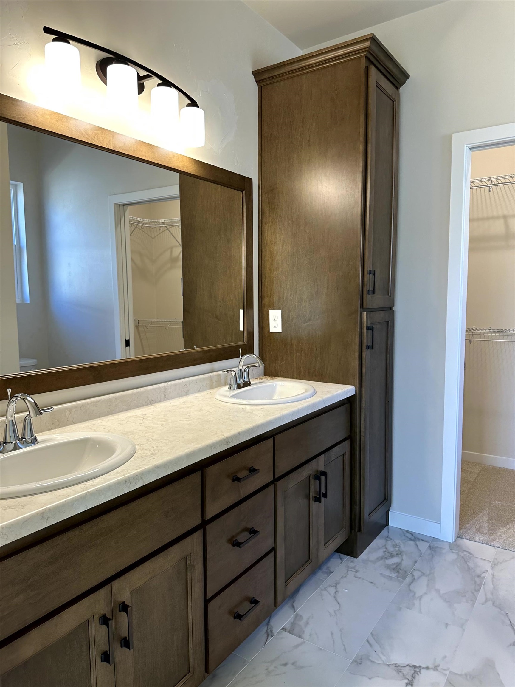 1432 Crossroads Drive Property Photo 10