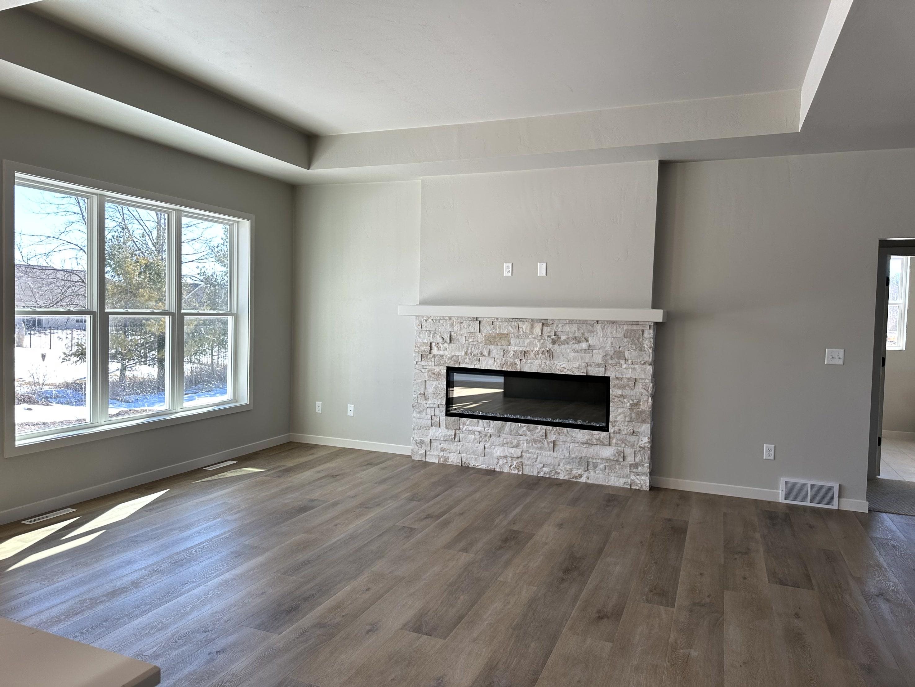 1420 Crossroads Drive Property Photo 8