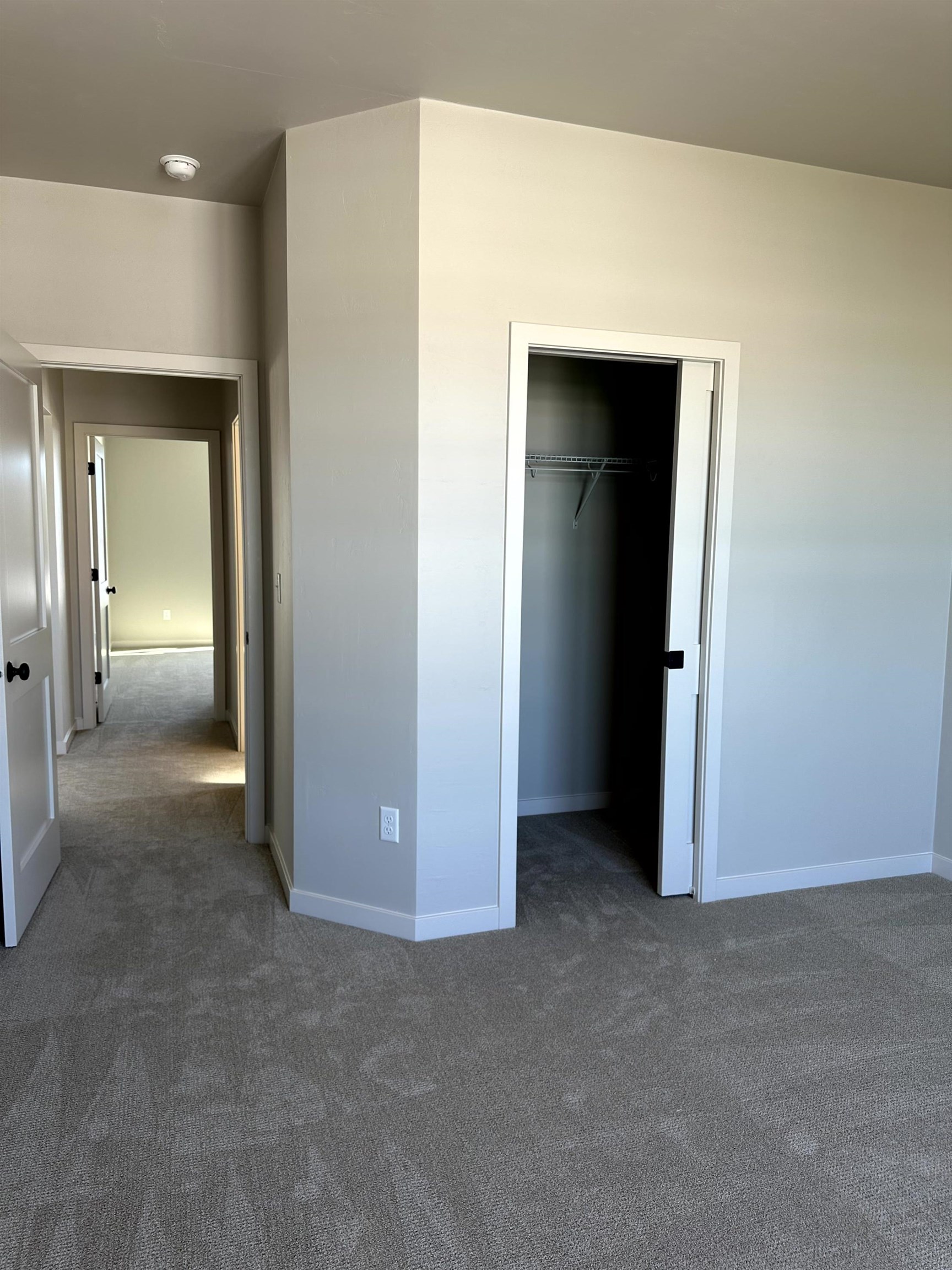 1420 Crossroads Drive Property Photo 18