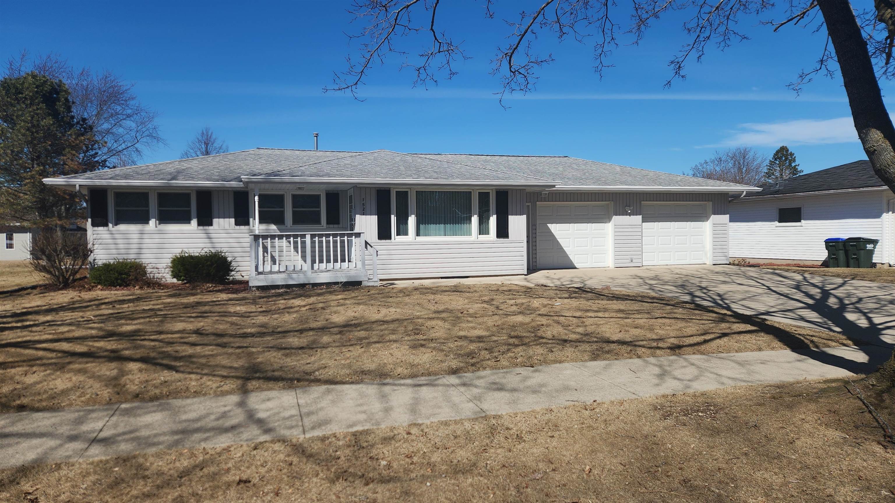 1521 State Street Property Photo 1
