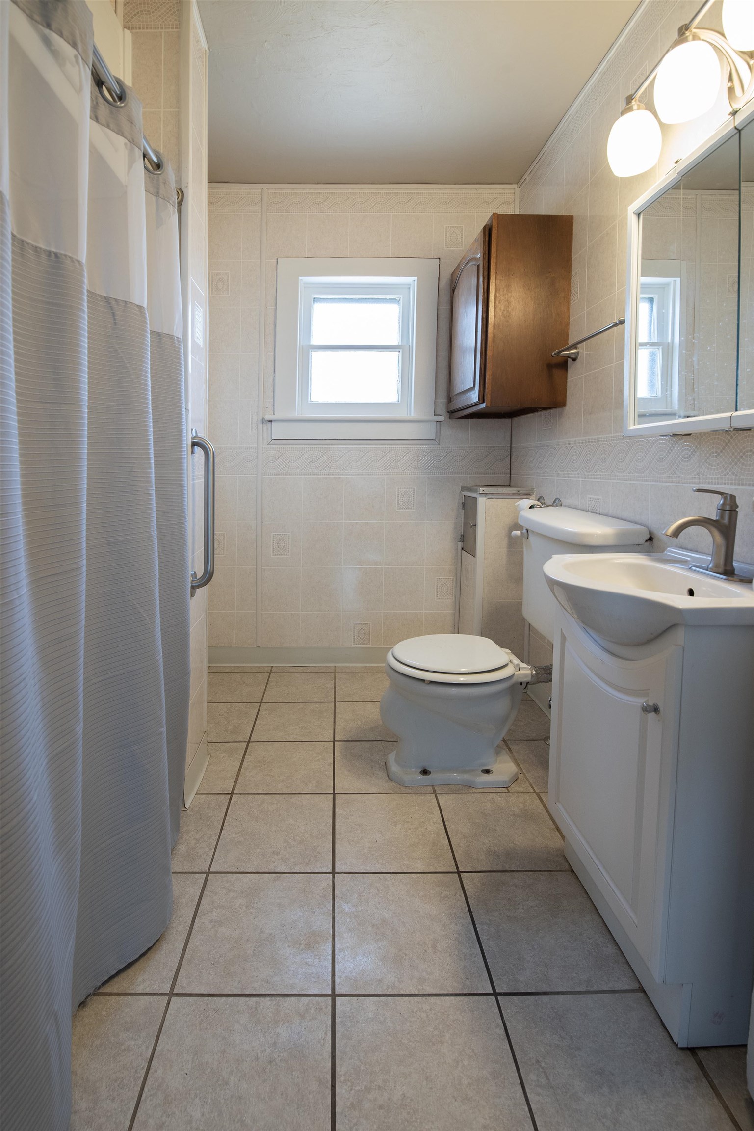 609 10th Avenue Property Photo 2