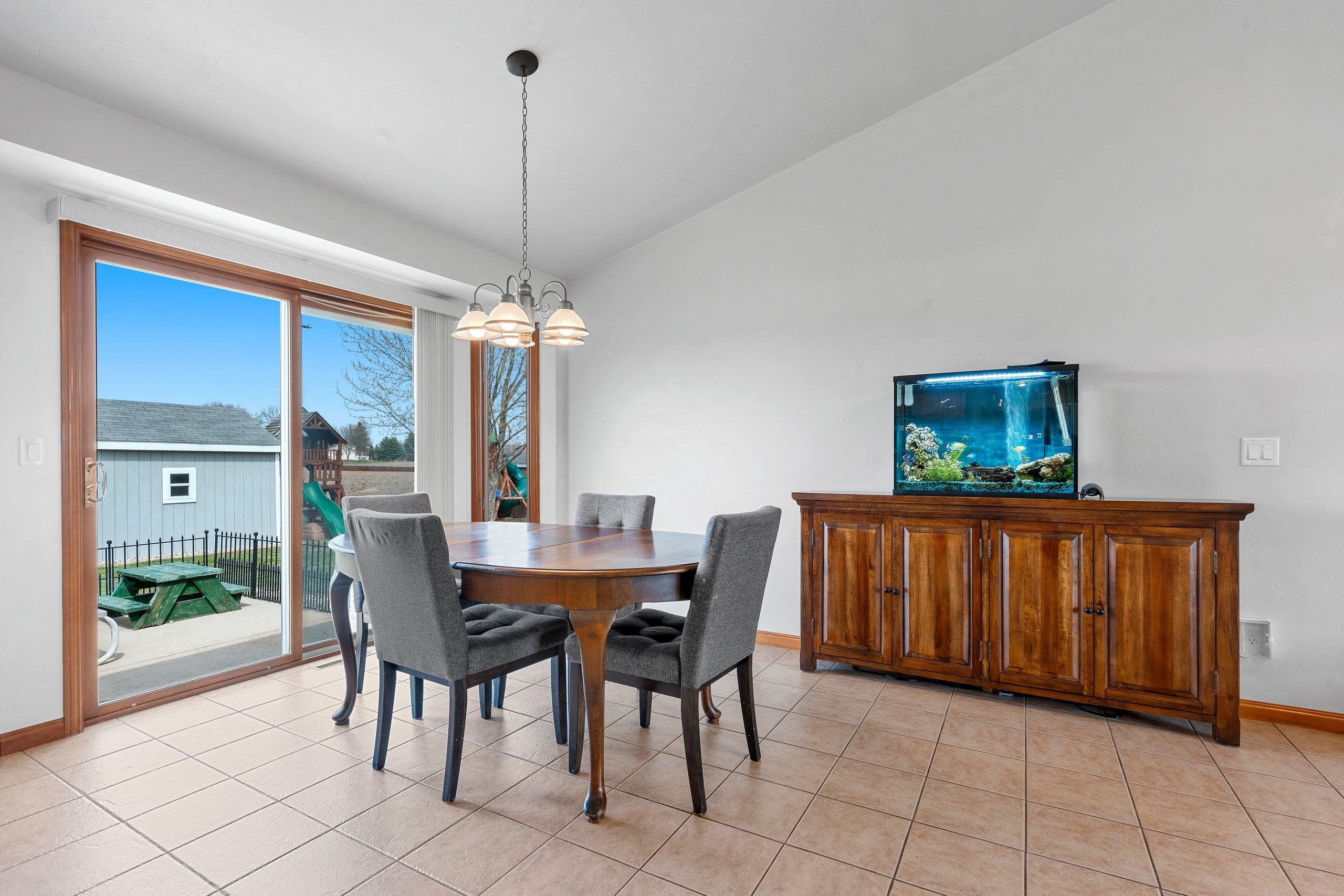 103 Norman Lane Property Photo 10