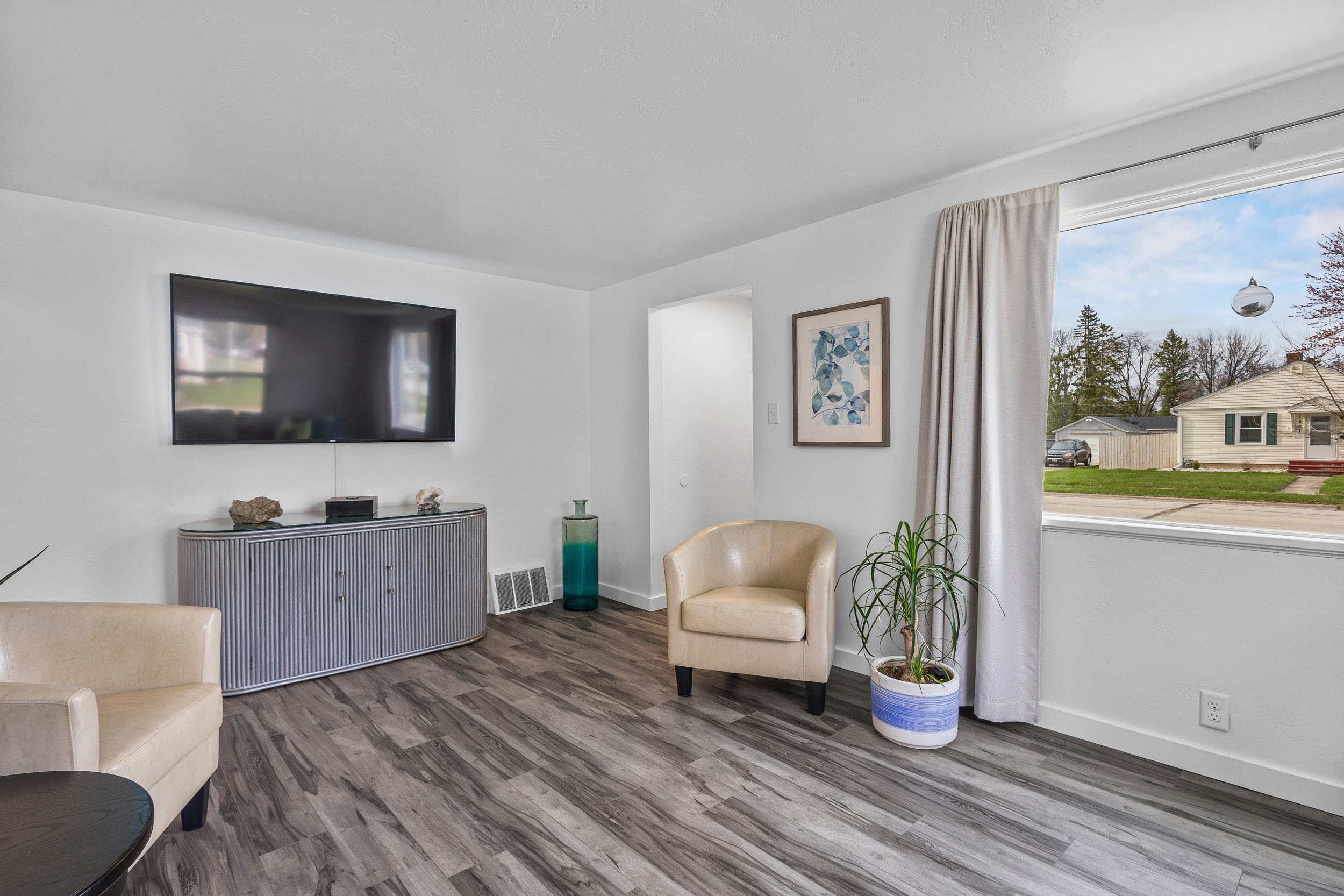 1202 8th Street Property Photo 11