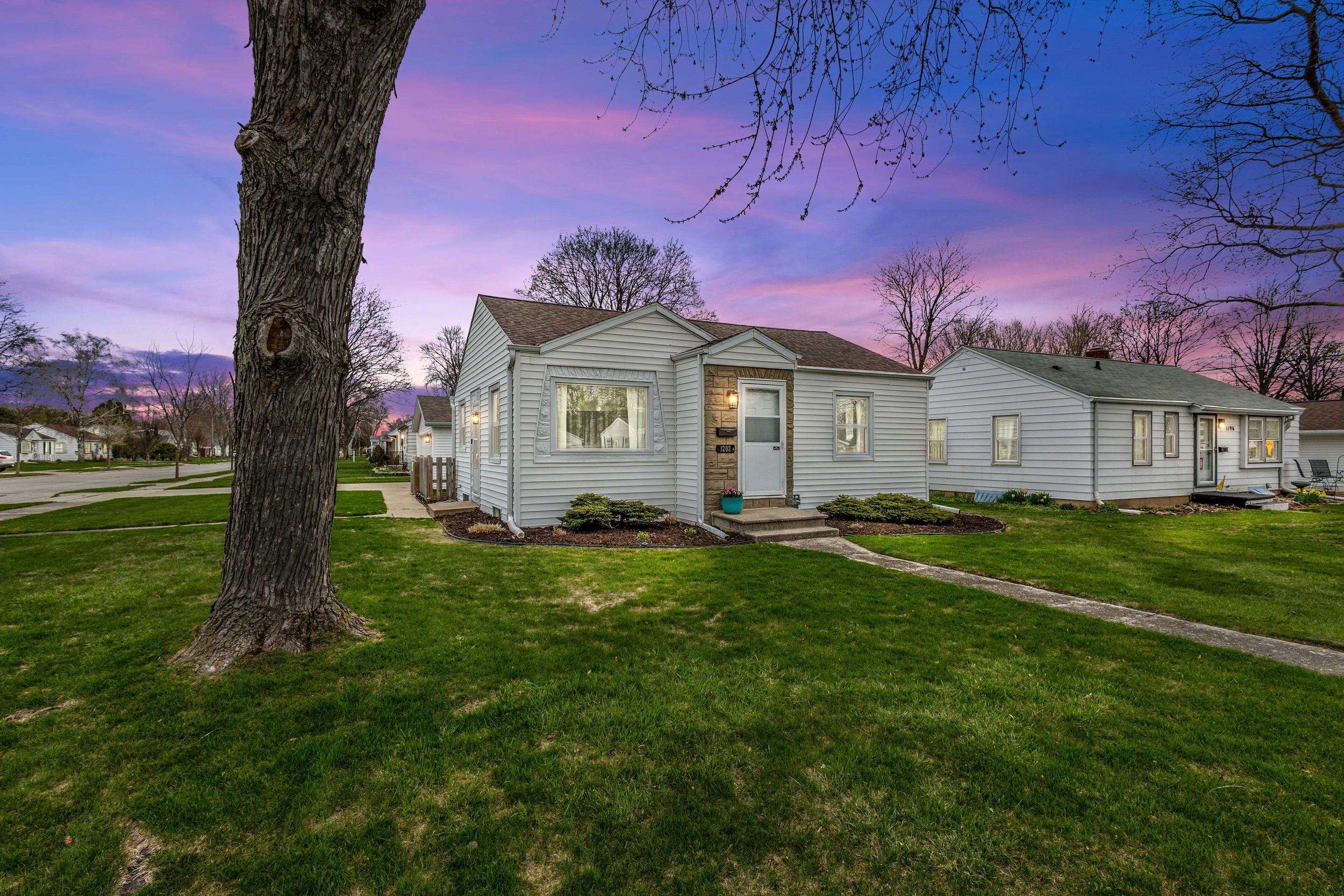 1202 8th Street Property Photo 36
