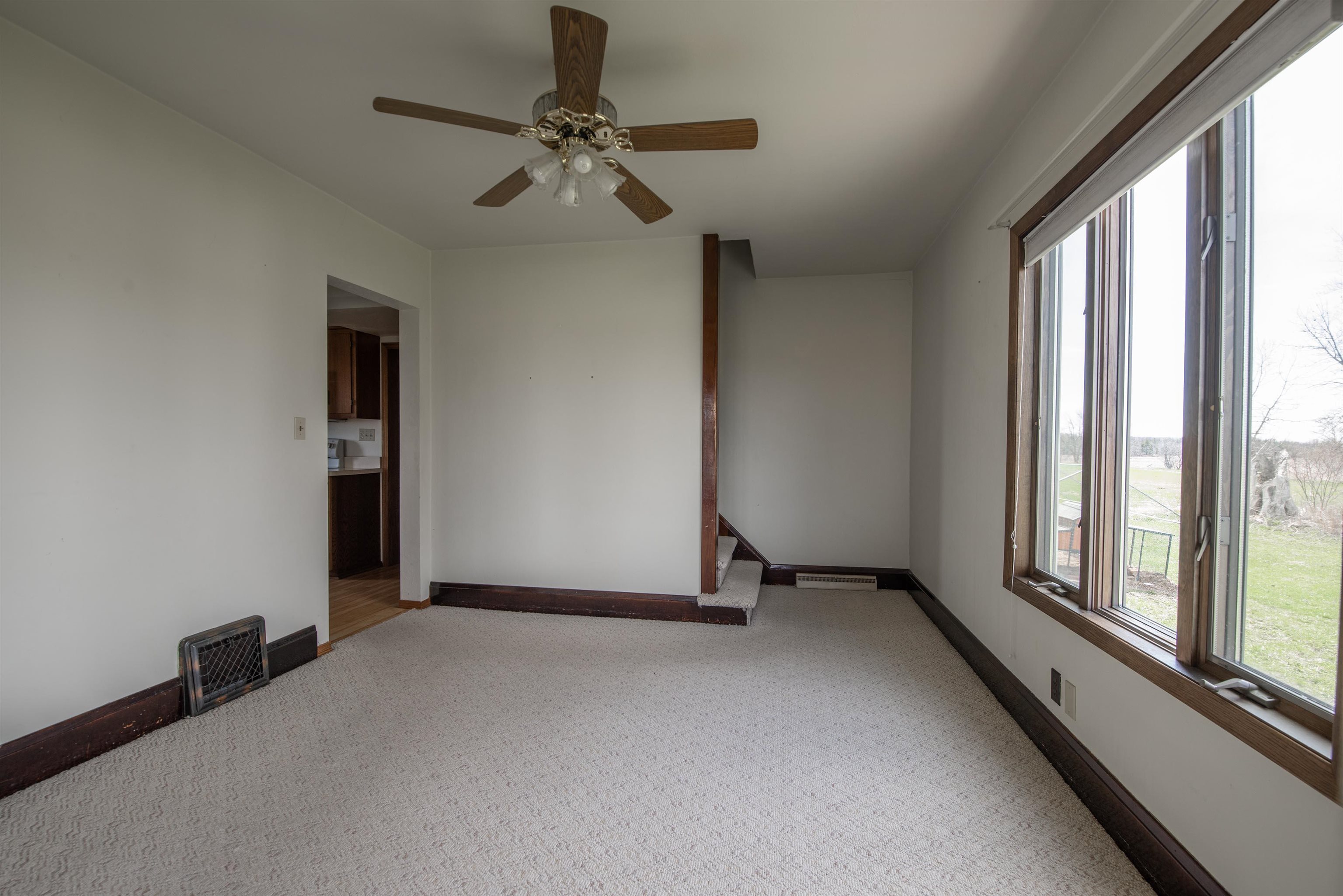 5016 Sth 96 Property Photo 10