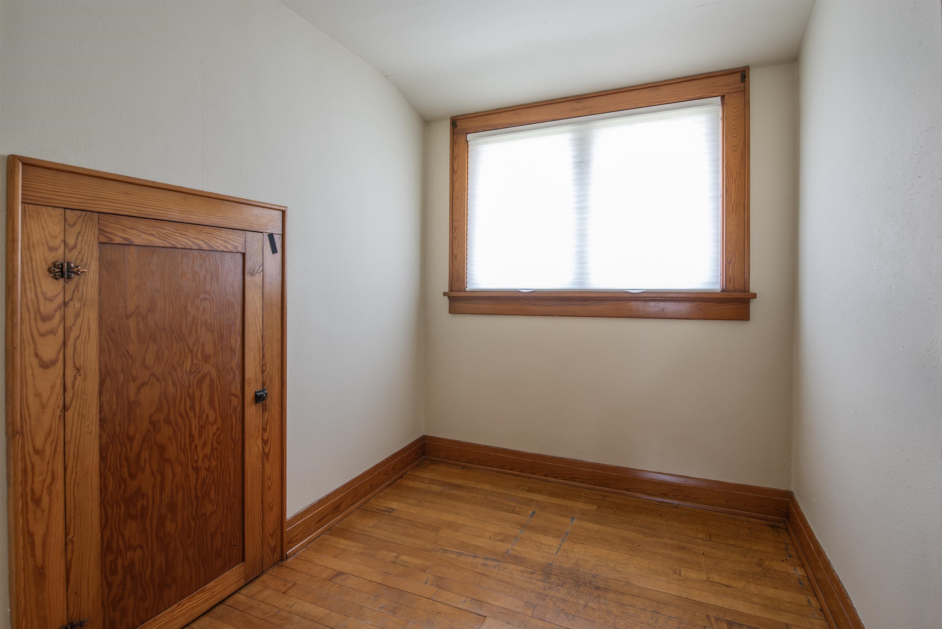 5016 Sth 96 Property Photo 12