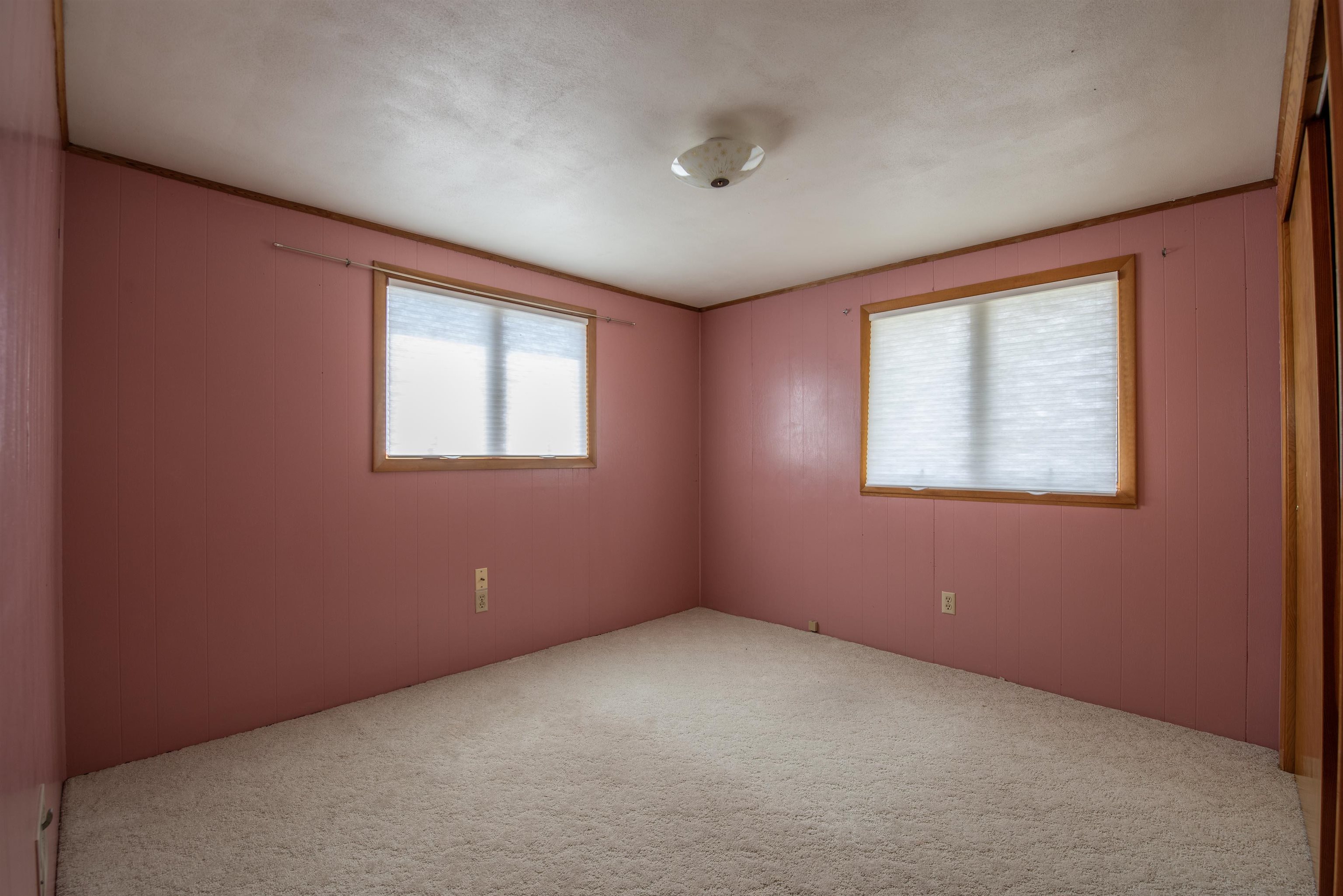 5016 Sth 96 Property Photo 21