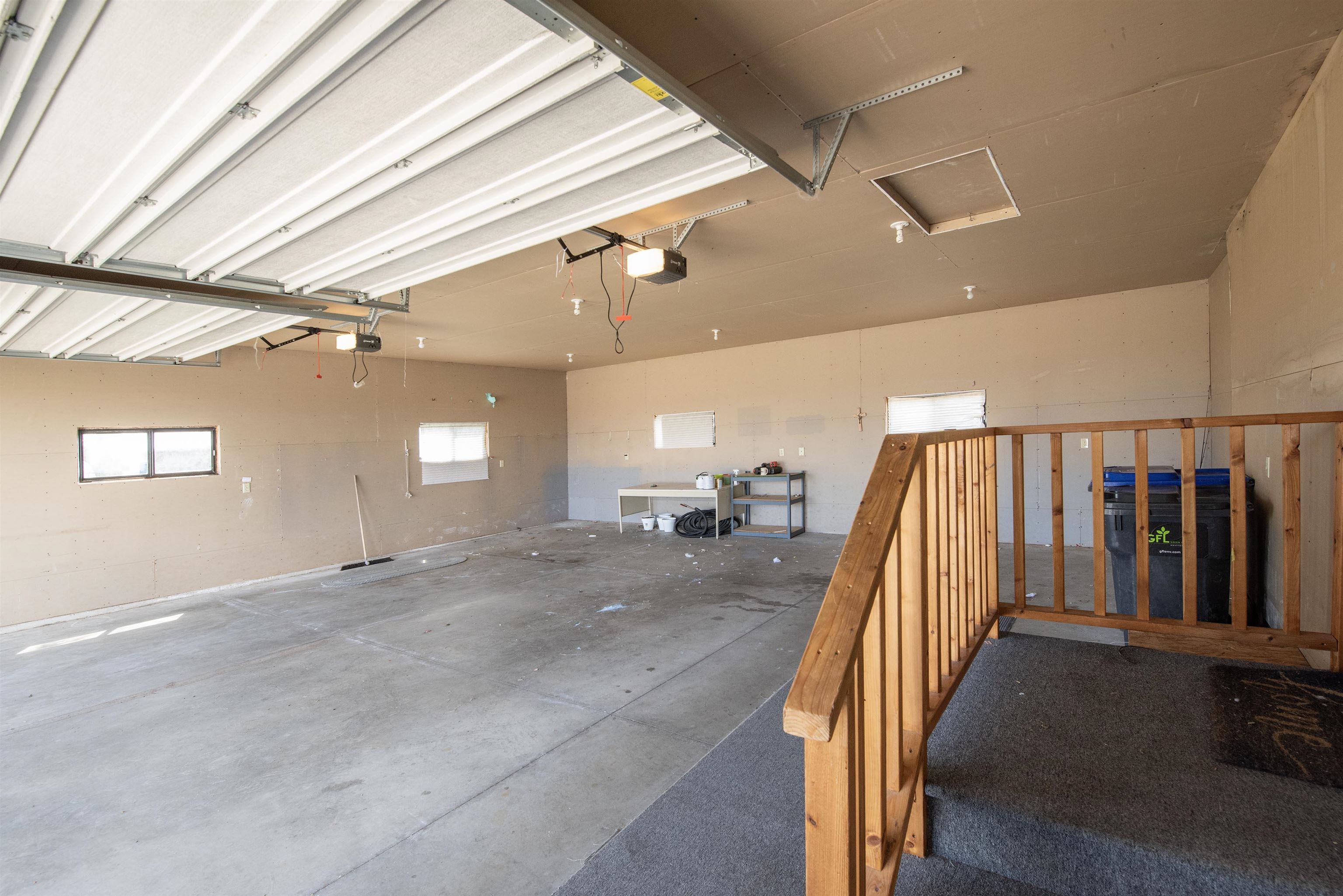 5016 Sth 96 Property Photo 26