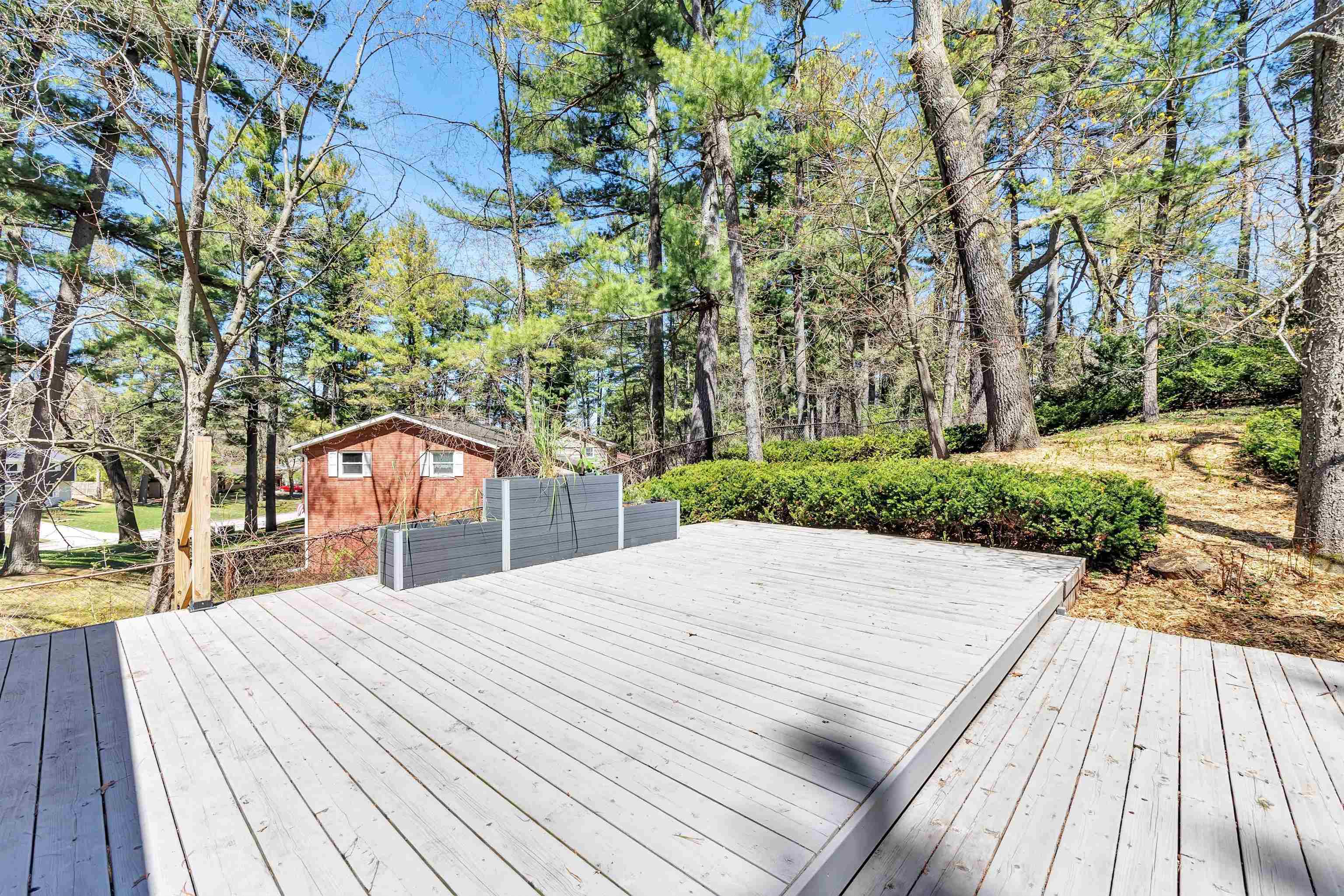 748 Laverne Drive Property Photo 31