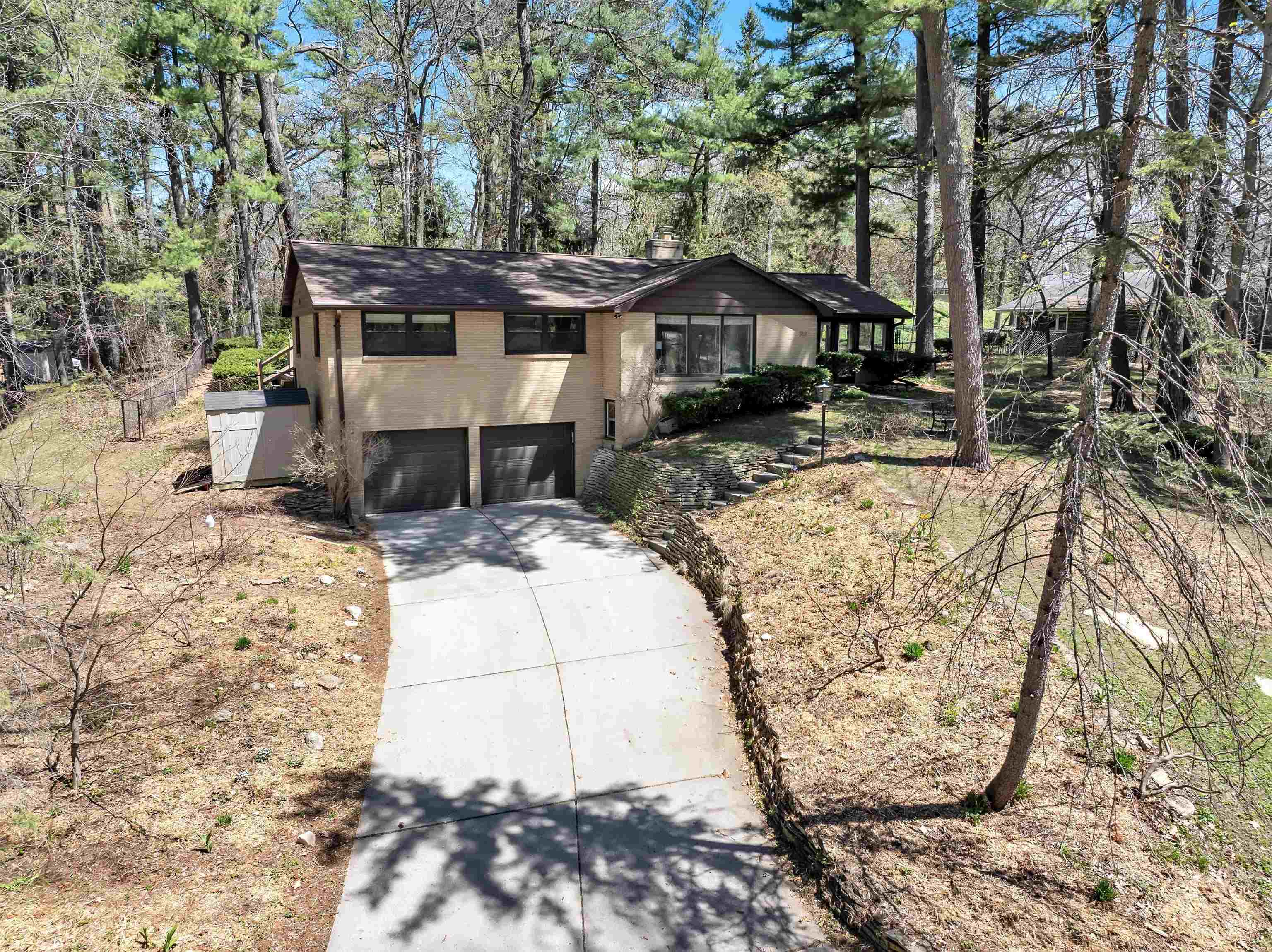 748 Laverne Drive Property Photo 40