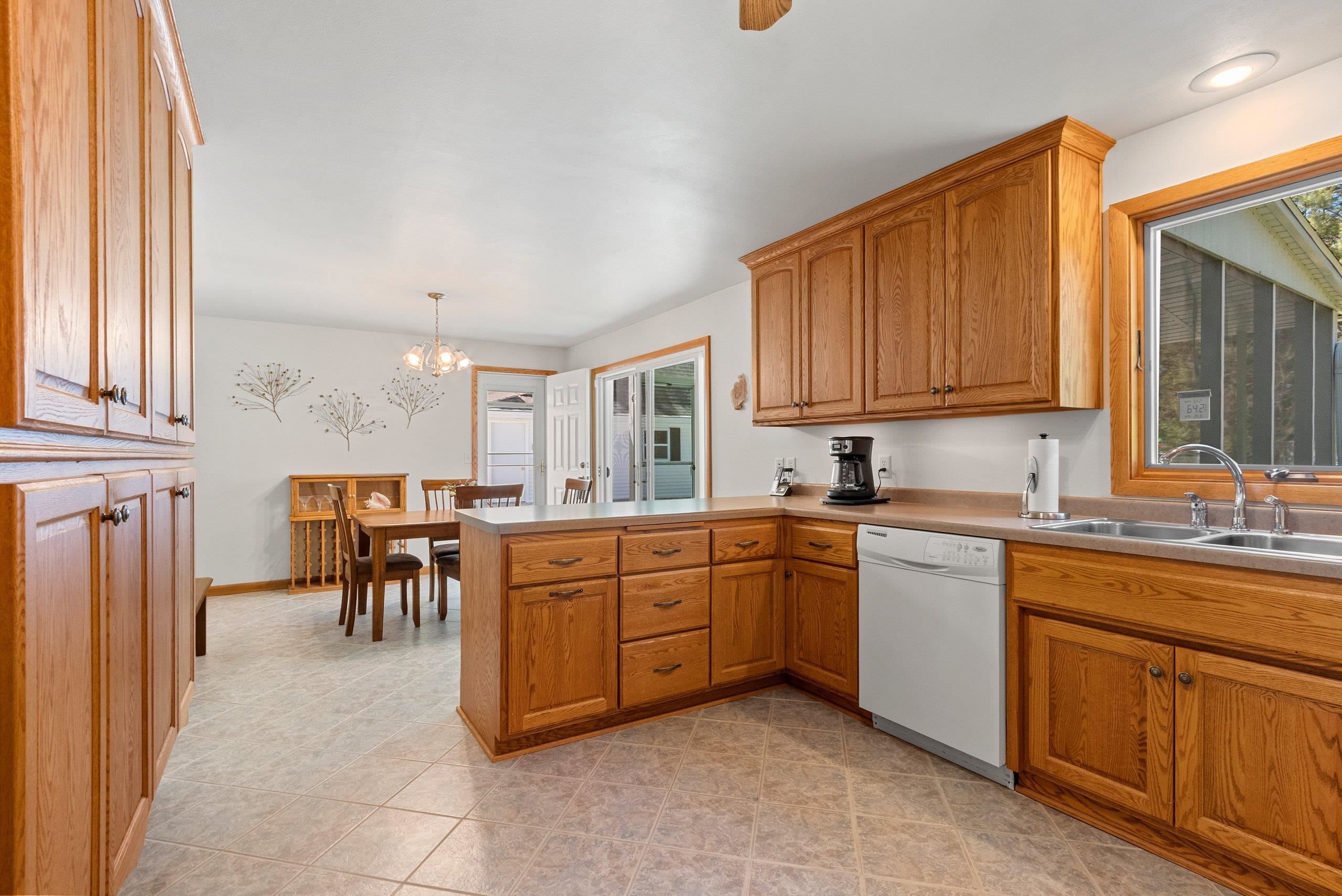2289 Northwood Road Property Photo 11