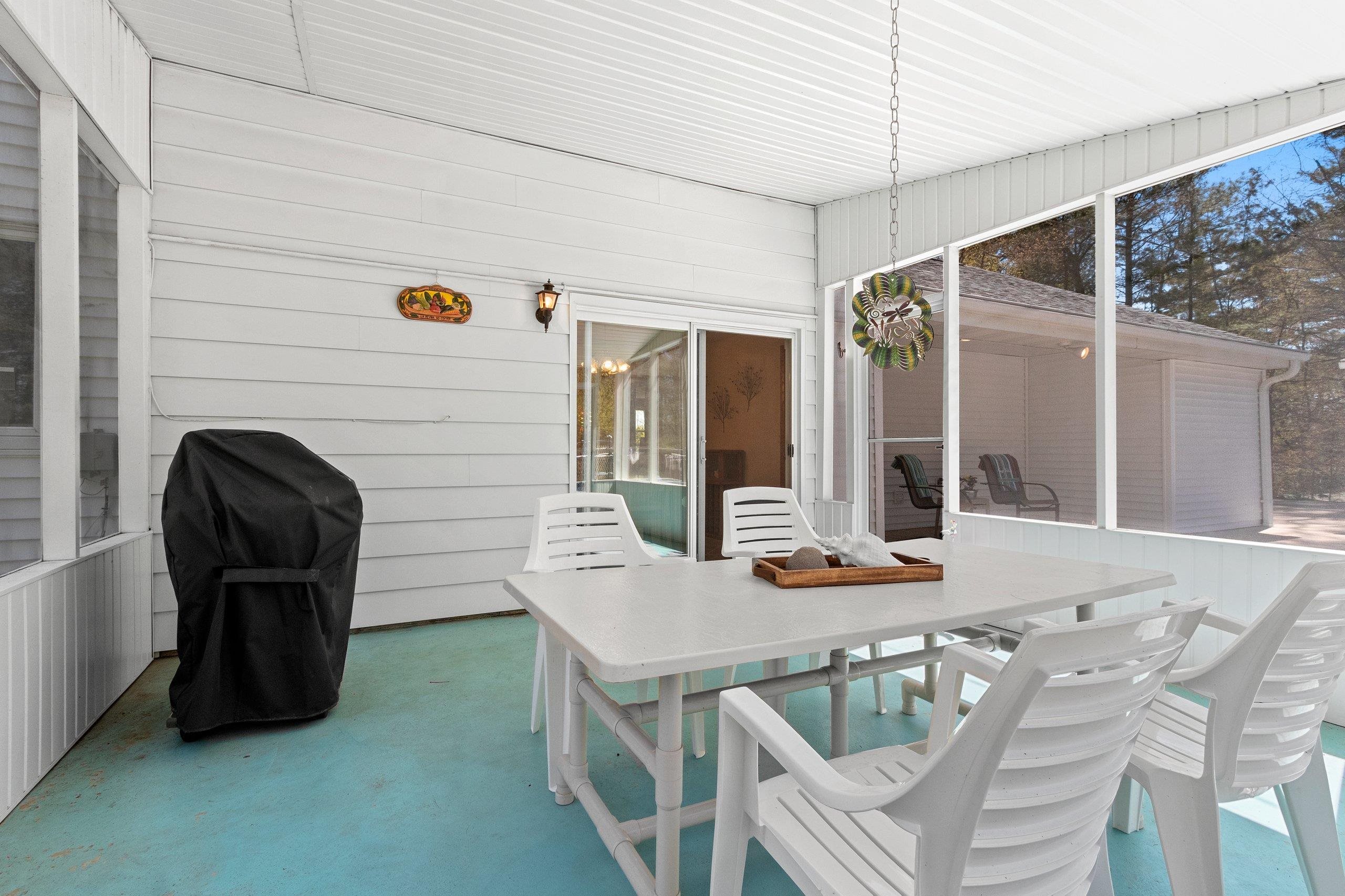 2289 Northwood Road Property Photo 17