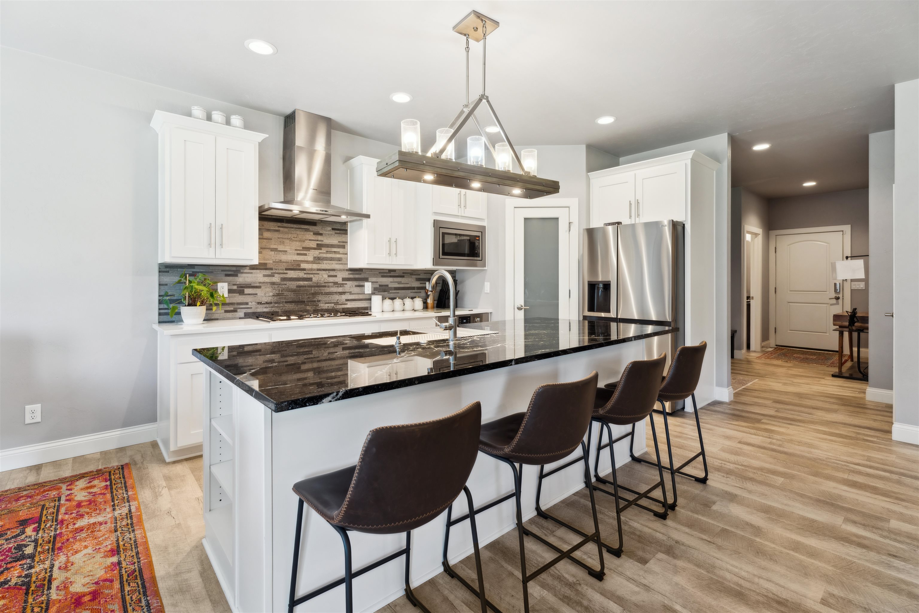 900 Woodcrest Heights Drive Property Photo 8