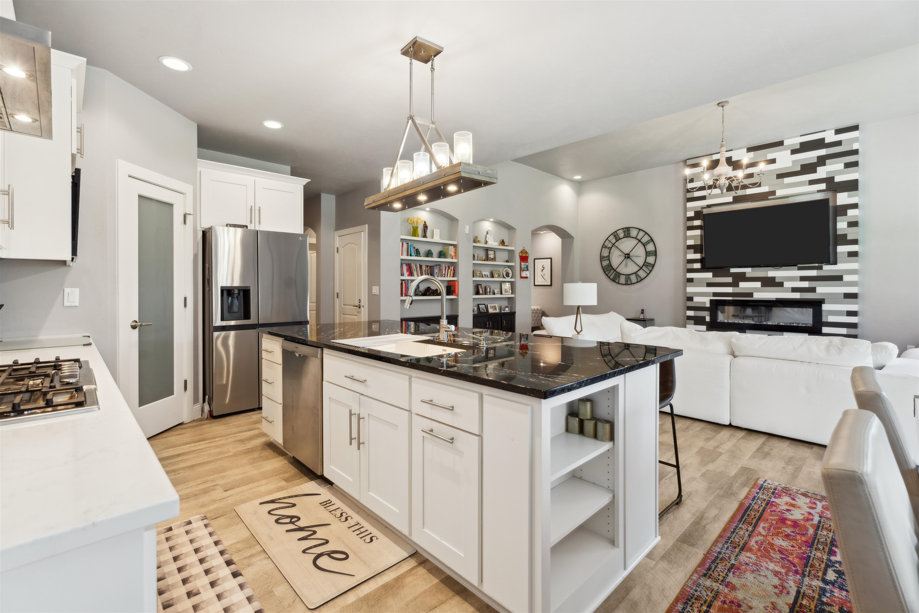 900 Woodcrest Heights Drive Property Photo 10