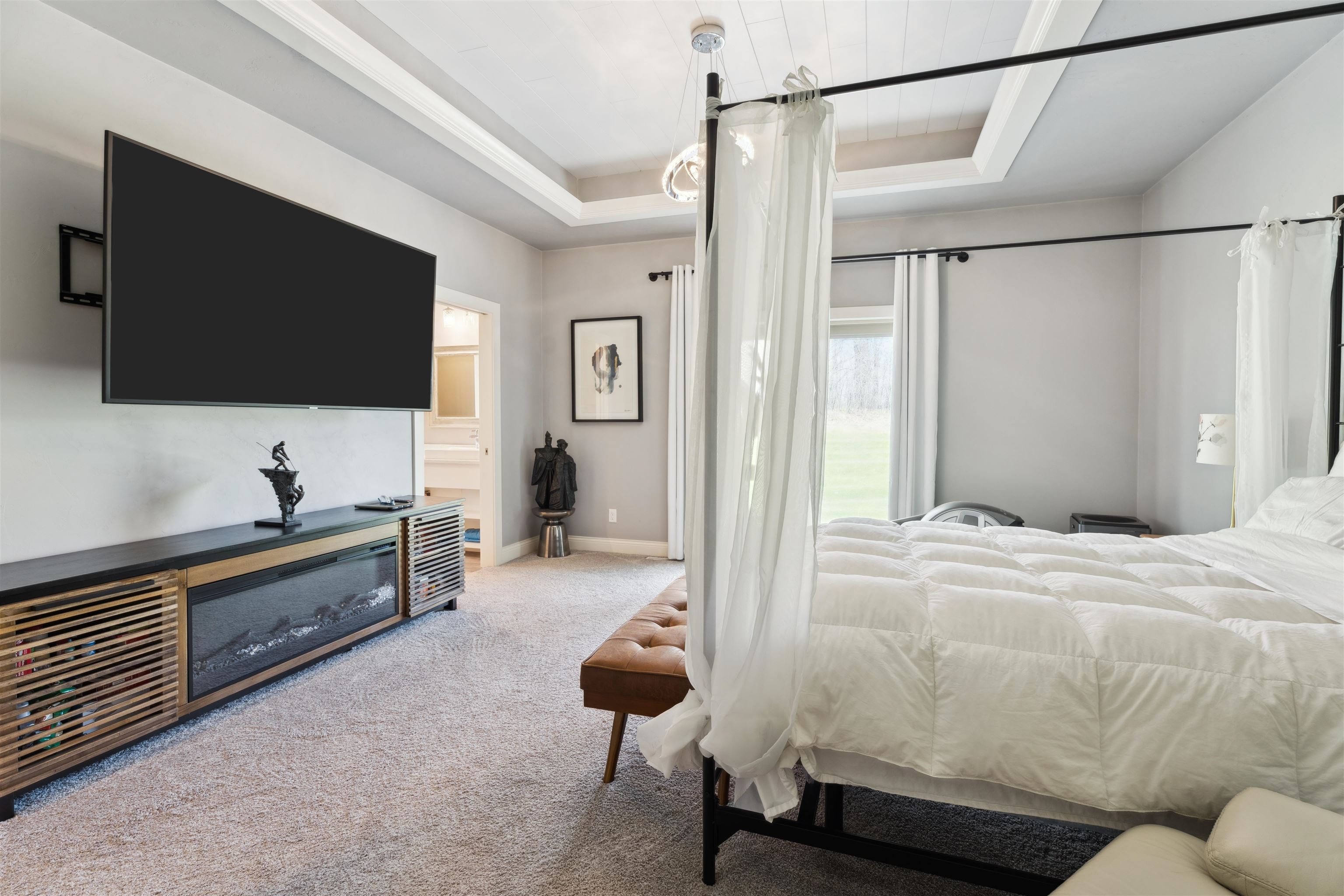 900 Woodcrest Heights Drive Property Photo 13