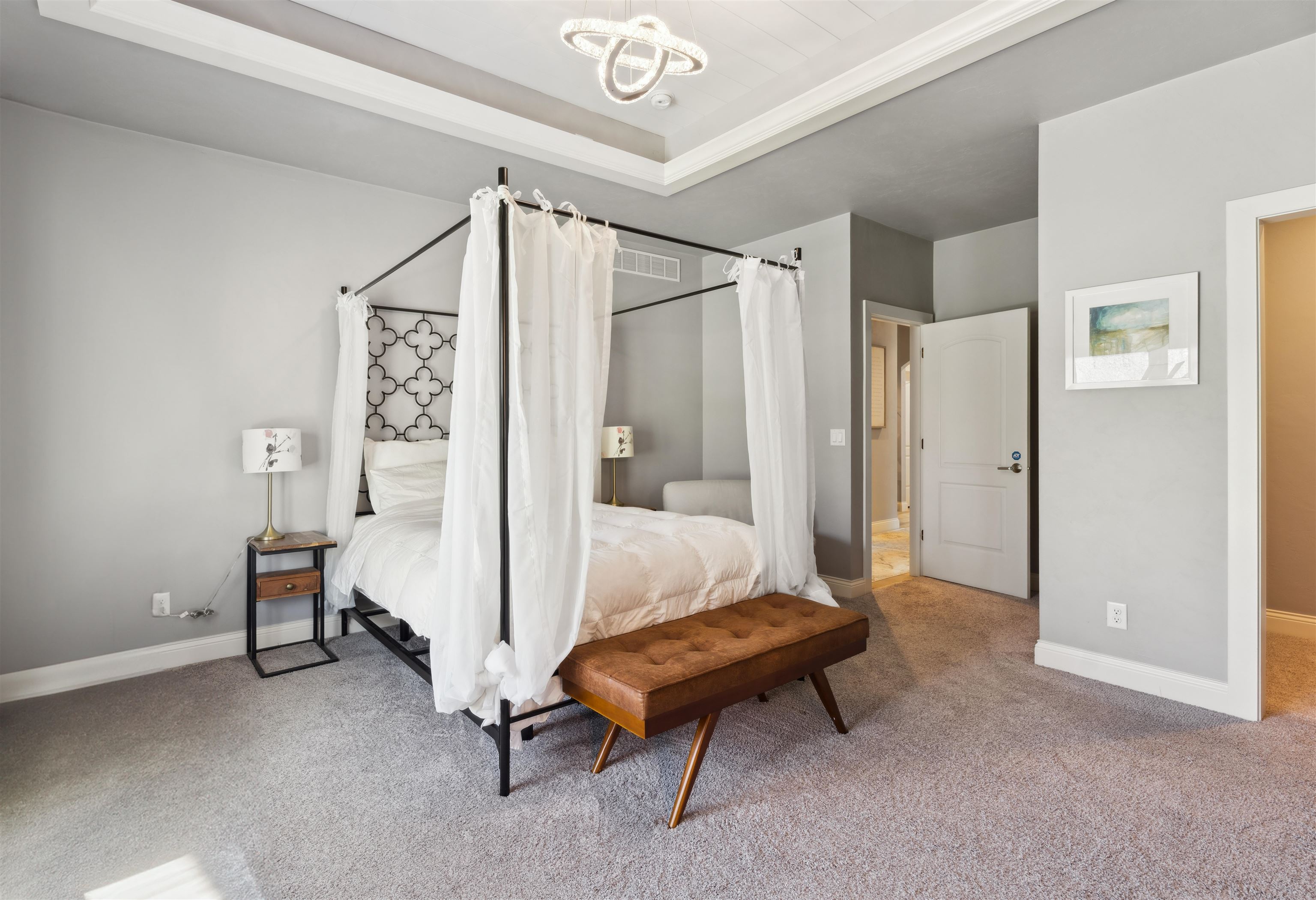 900 Woodcrest Heights Drive Property Photo 14