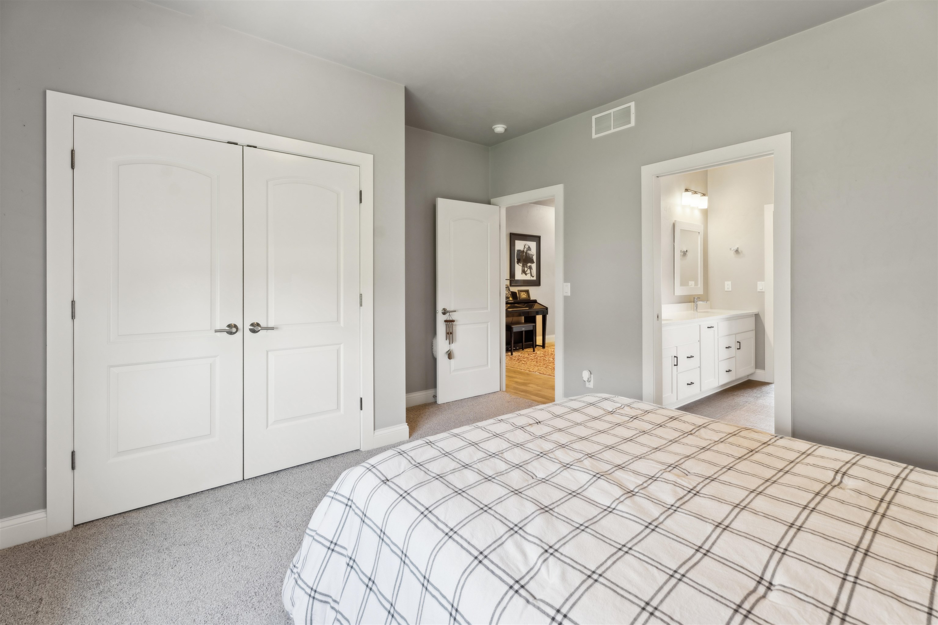 900 Woodcrest Heights Drive Property Photo 23