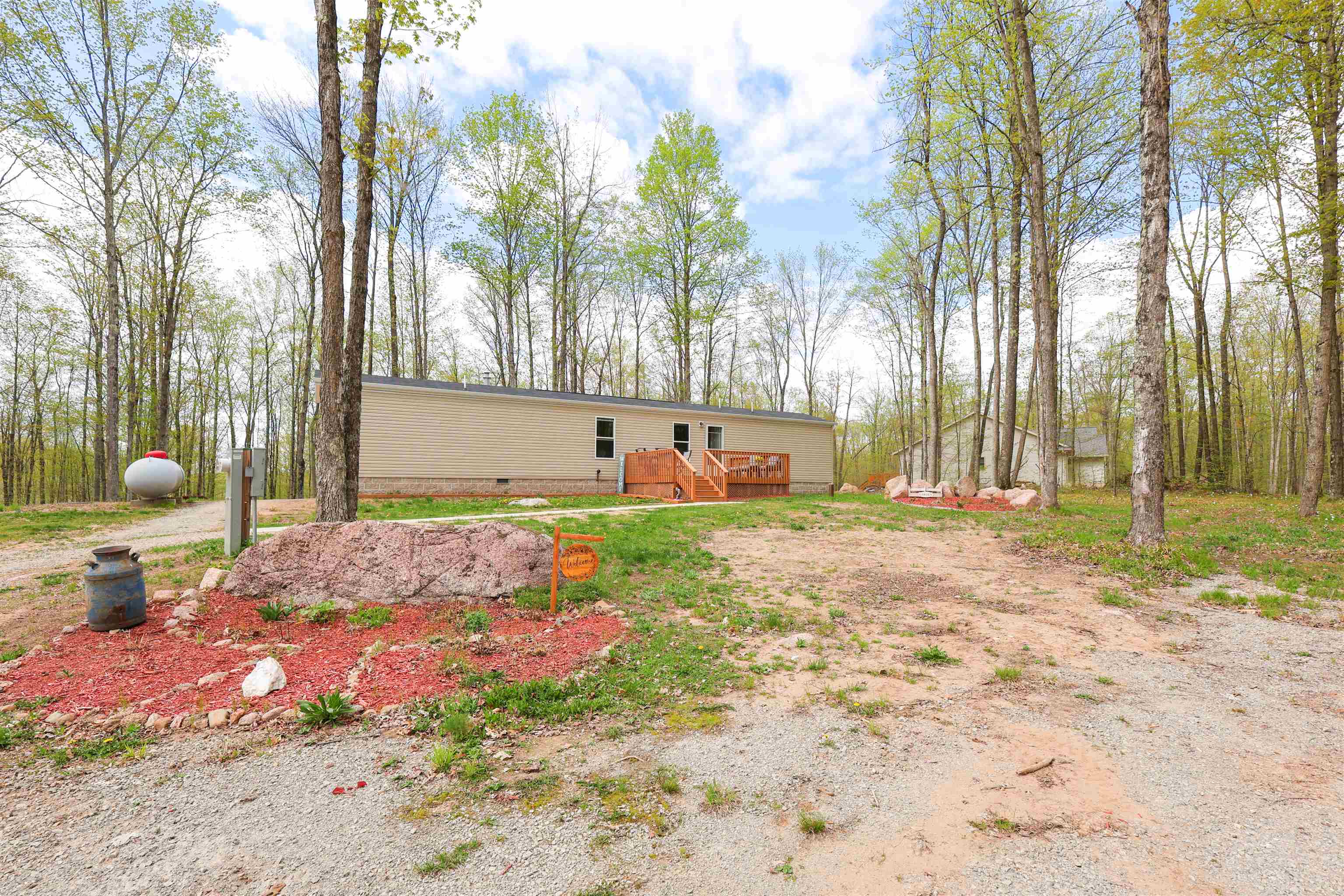 N13325 Harper Road Property Photo 1