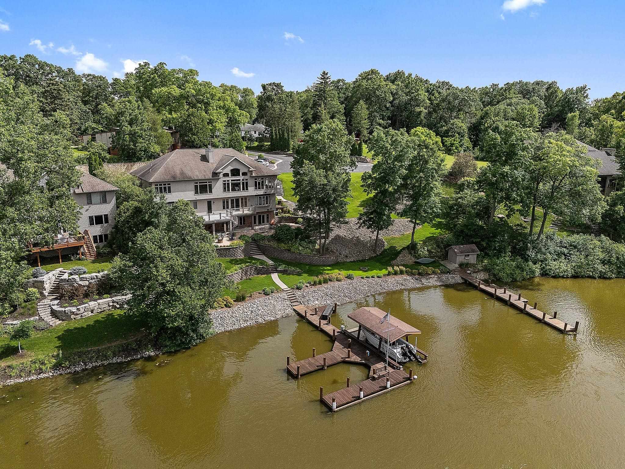 94 HIDDEN ACRES Court Property Photo 1