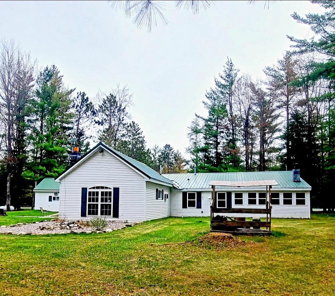 N18733 SHORT CUT Road Property Photo 1
