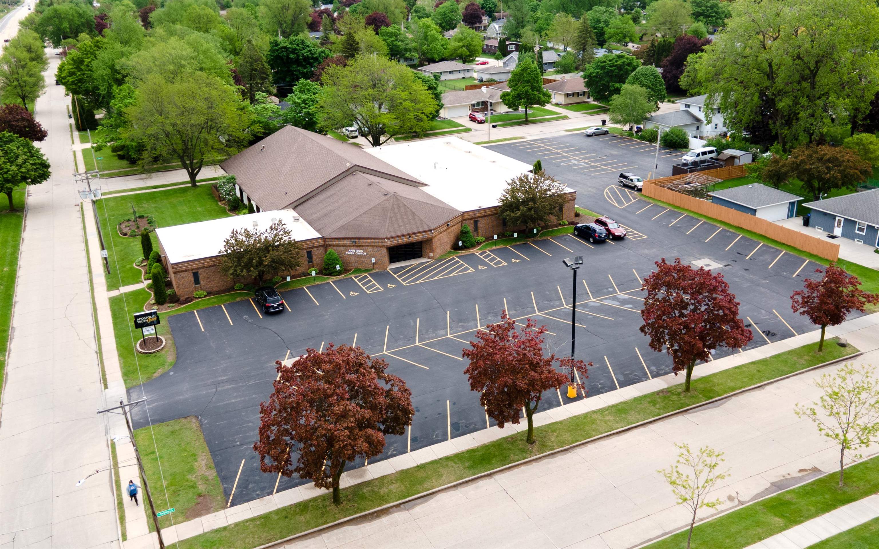 2720 N Kesting Court Property Photo 1