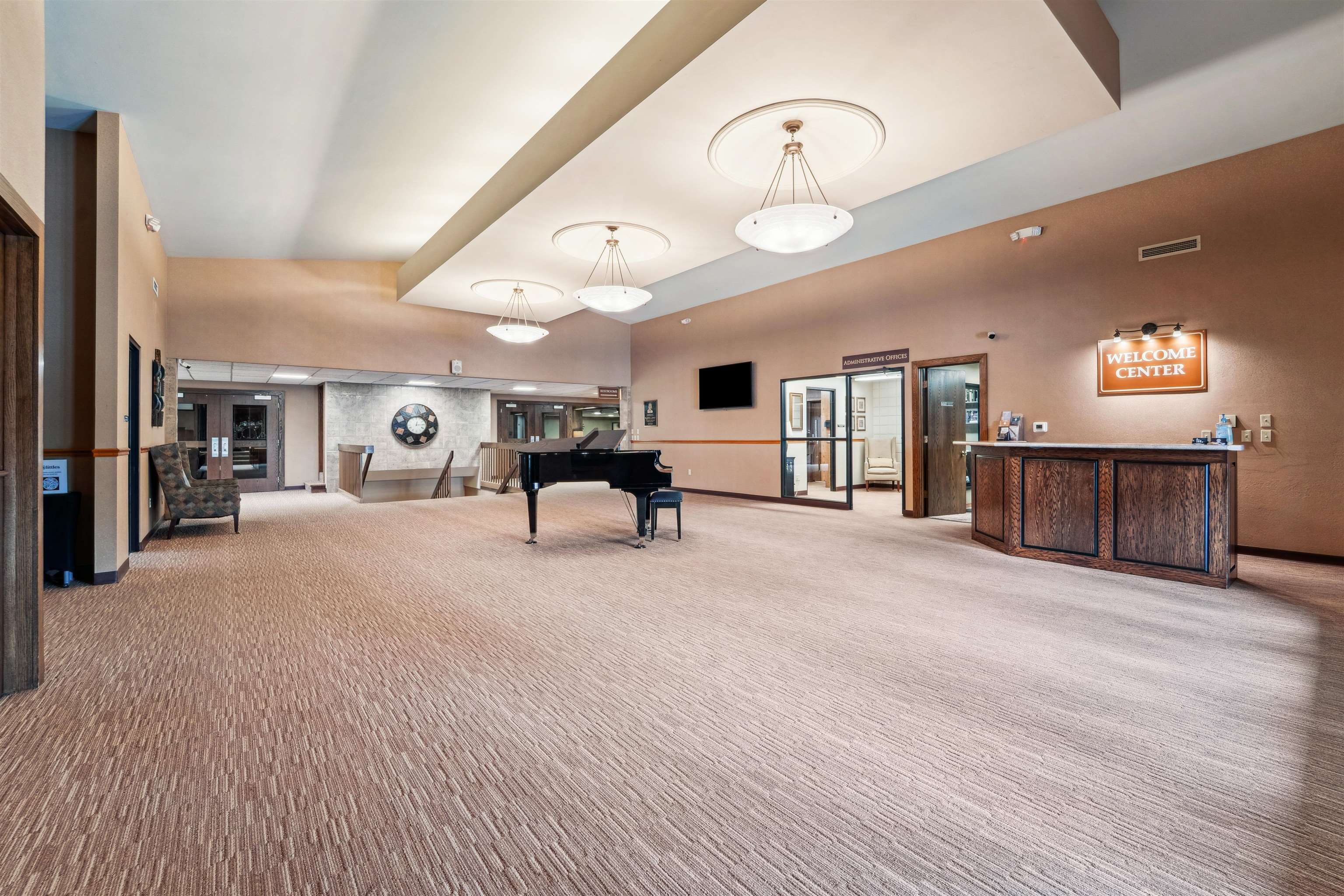 2720 N Kesting Court Property Photo 2