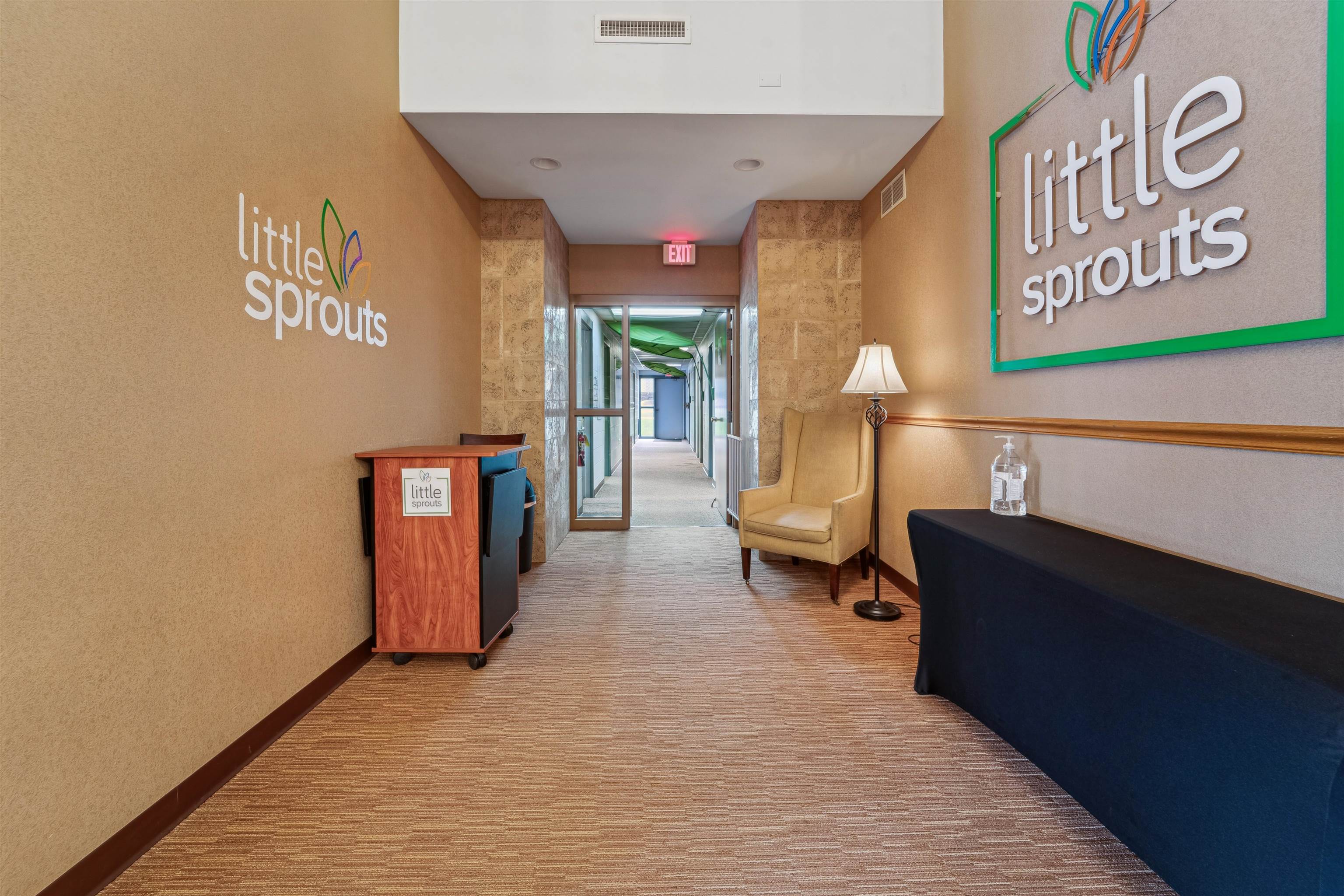 2720 N Kesting Court Property Photo 19