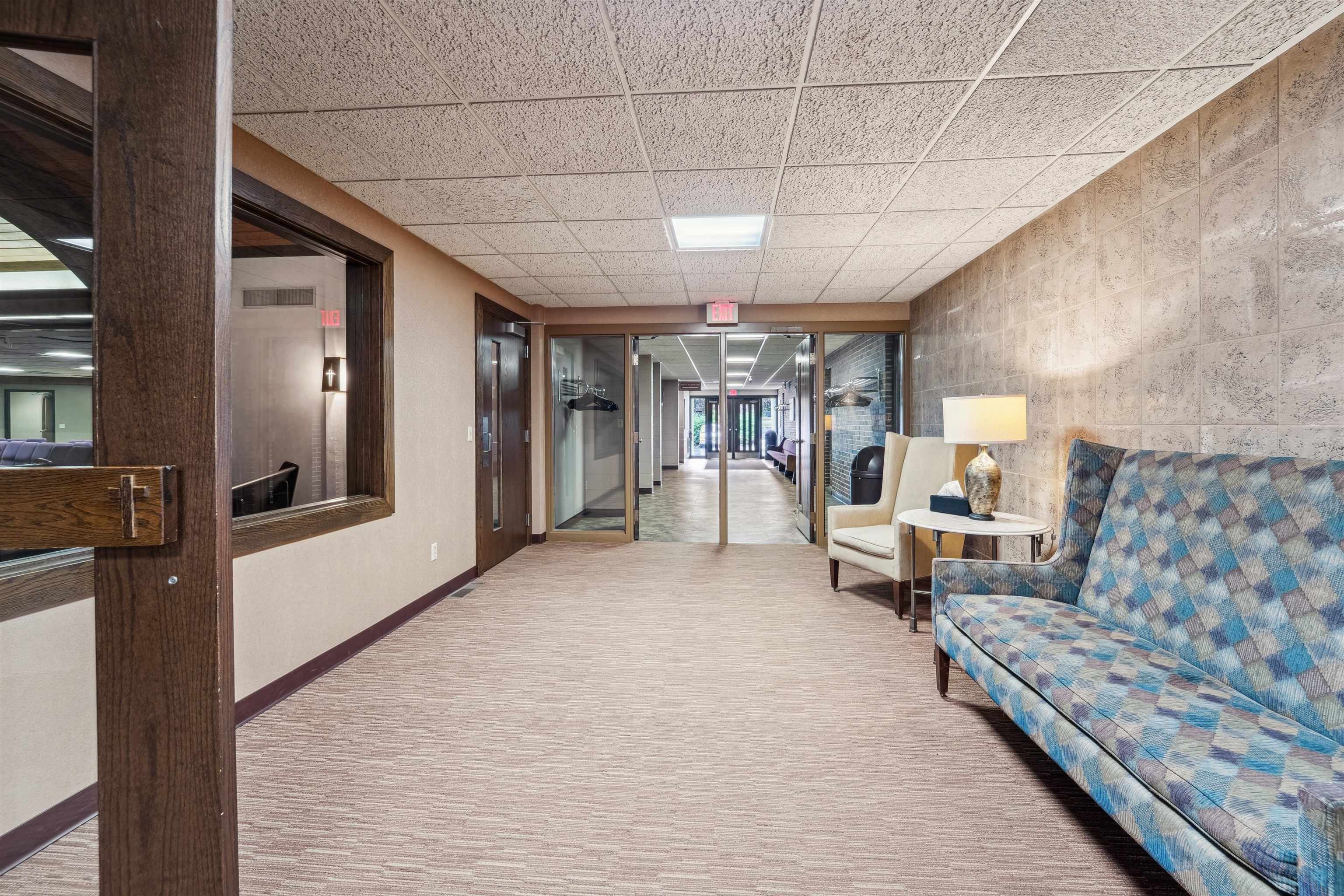 2720 N Kesting Court Property Photo 36